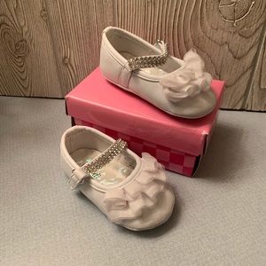 Infant girls dress shoe (D023)